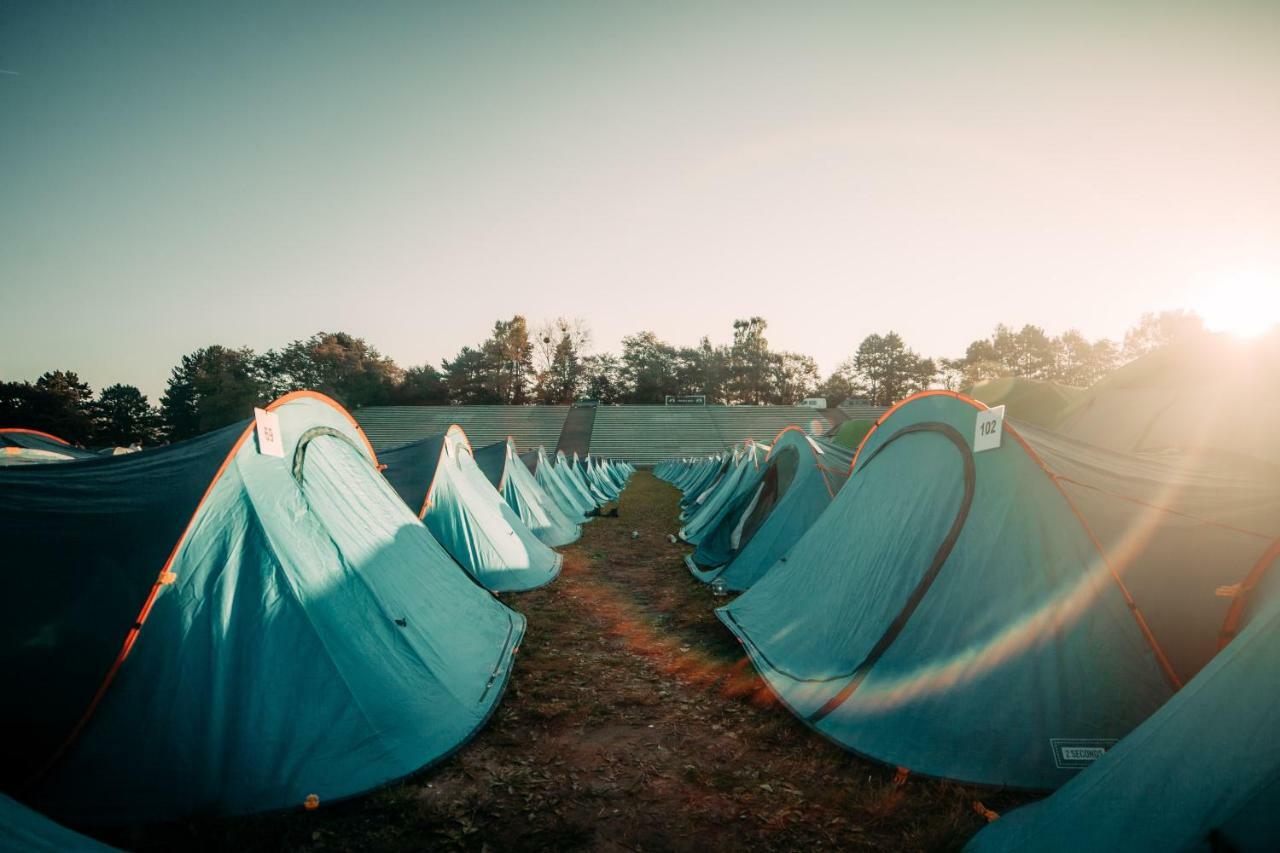 The Esn Kingsday Campsite Hotel Amsterdam Exterior foto